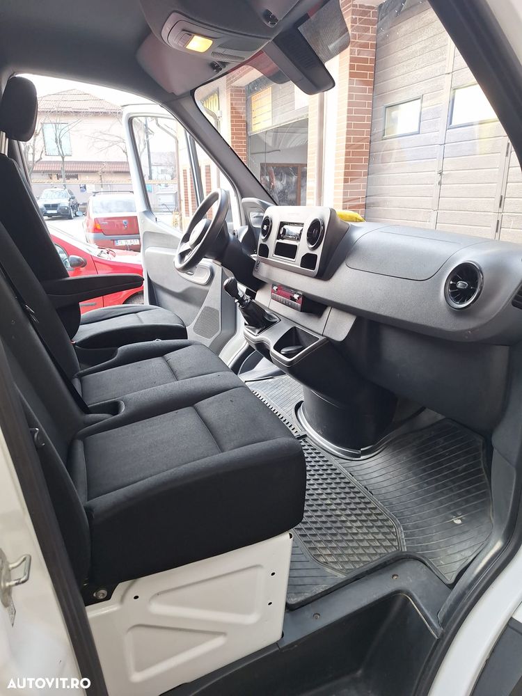 Mercedes-Benz Sprinter - 7