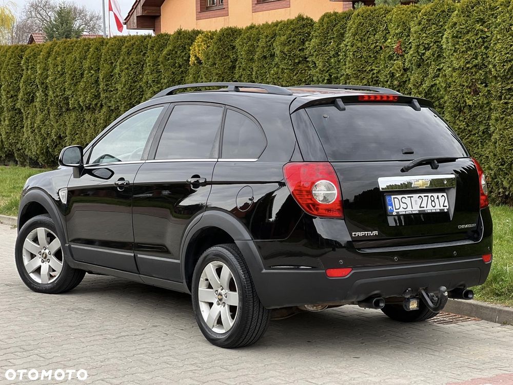 Chevrolet Captiva 2.0 d High - 3