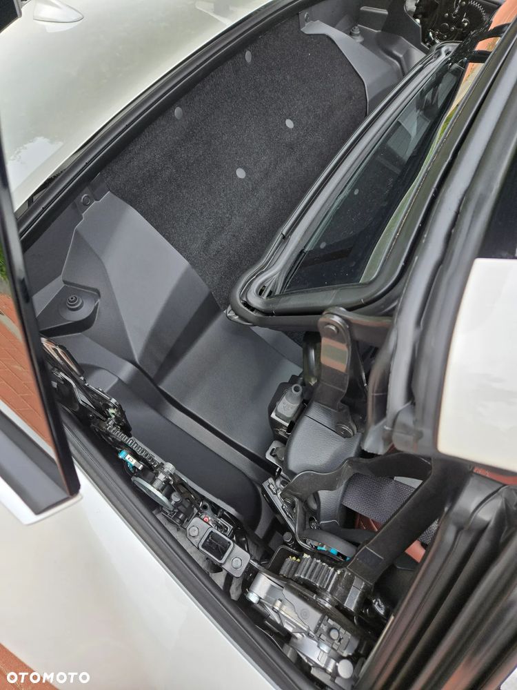 Mazda MX-5 RF SKYACTIV-G 184 Sports-Line - 28