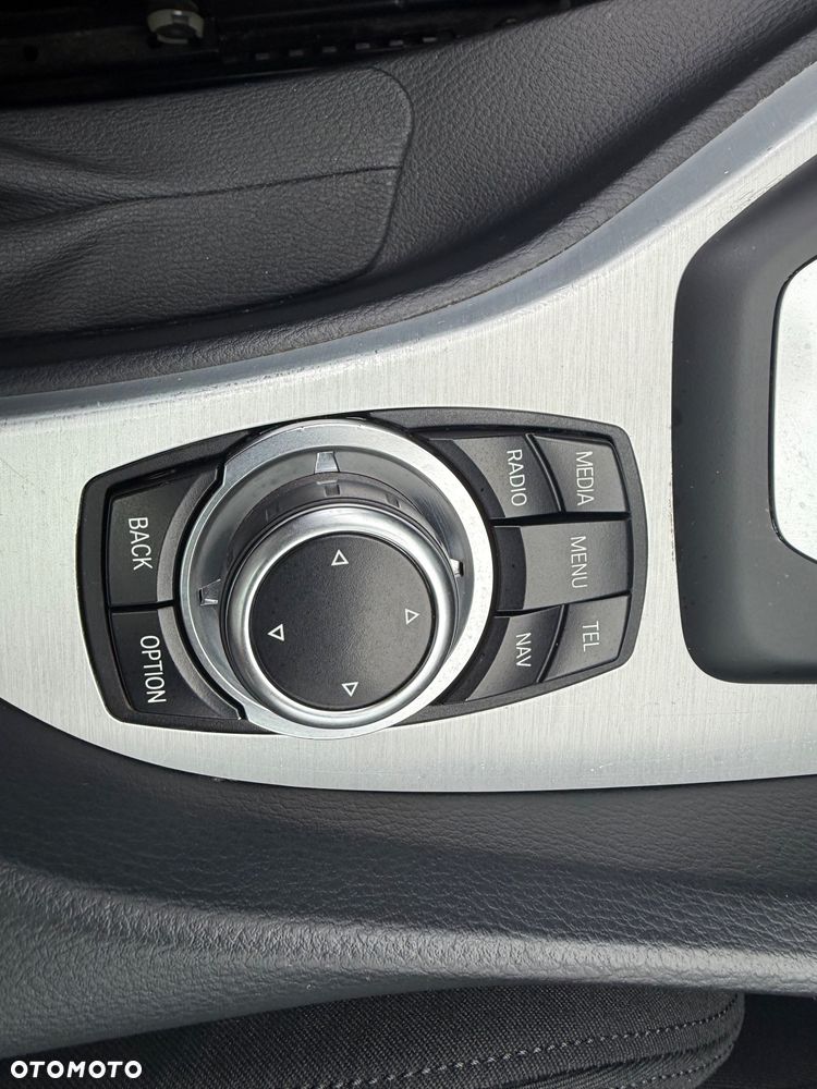 BMW X1 sDrive18d - 19