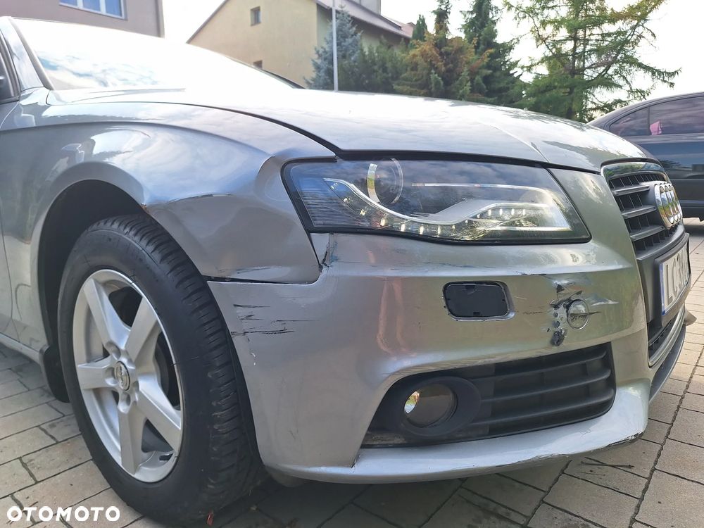 Audi A4 Limousine - 13