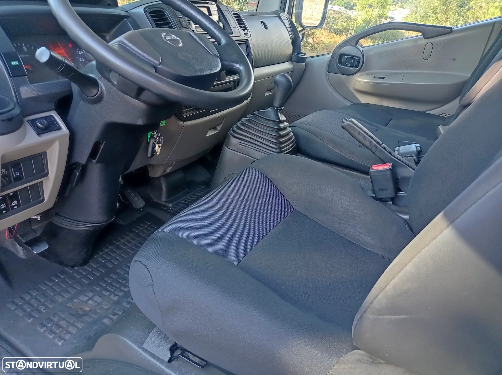Nissan Cabstar/Plataforma de carga - 11
