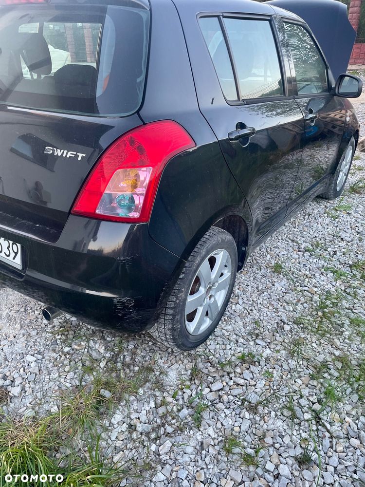 Suzuki Swift 1.3 DDiS GLX / Comfort - 22