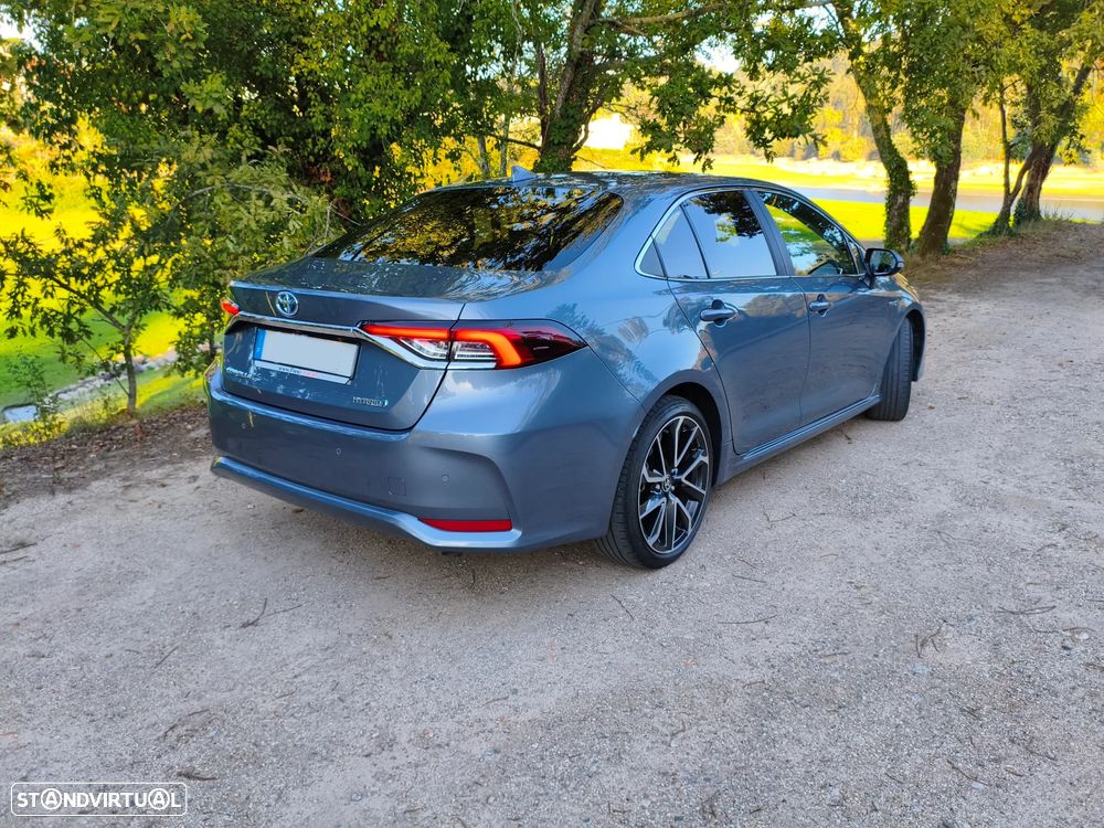 Toyota Corolla SD 1.8 Hybrid Luxury - 8