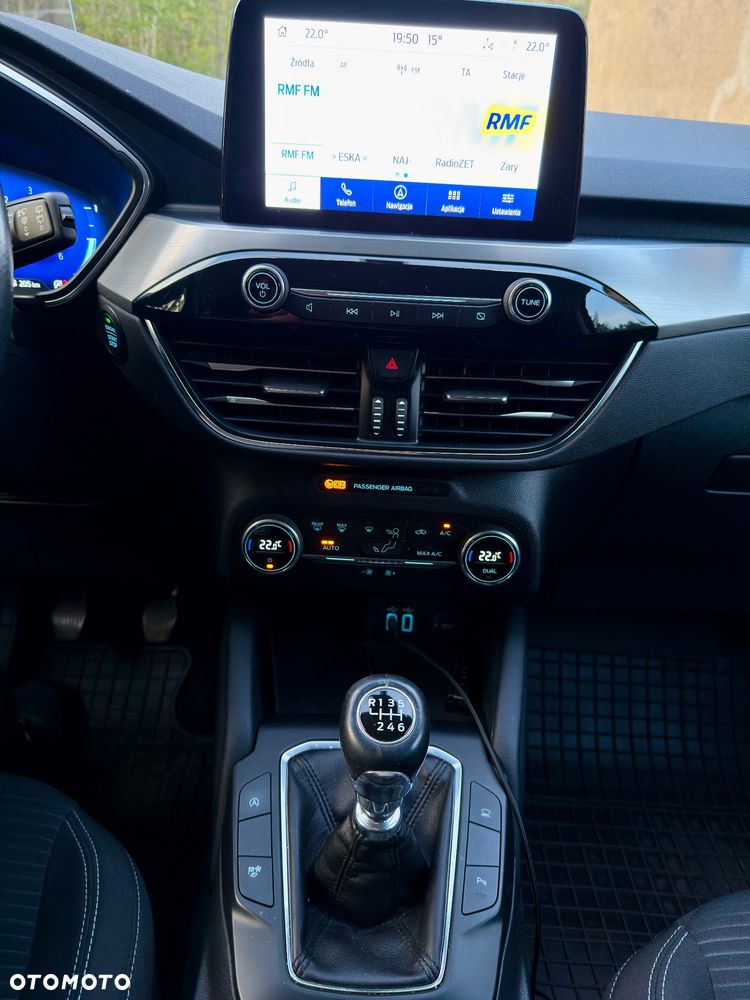 Ford Kuga - 3