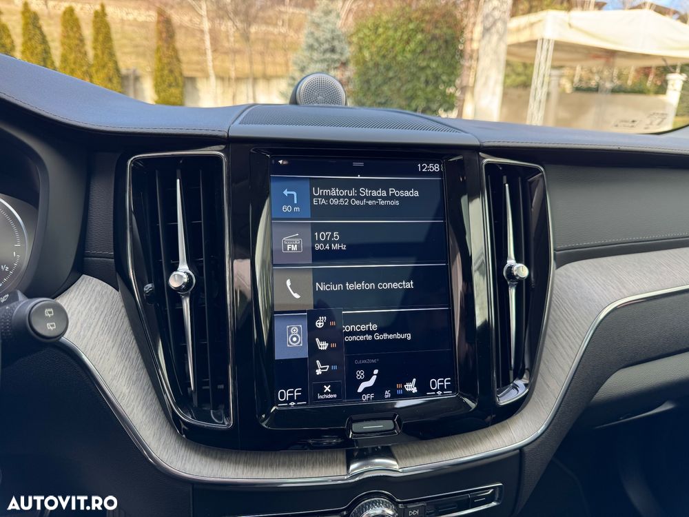 Volvo XC 60 Recharge T8 Twin Engine eAWD Inscription - 33