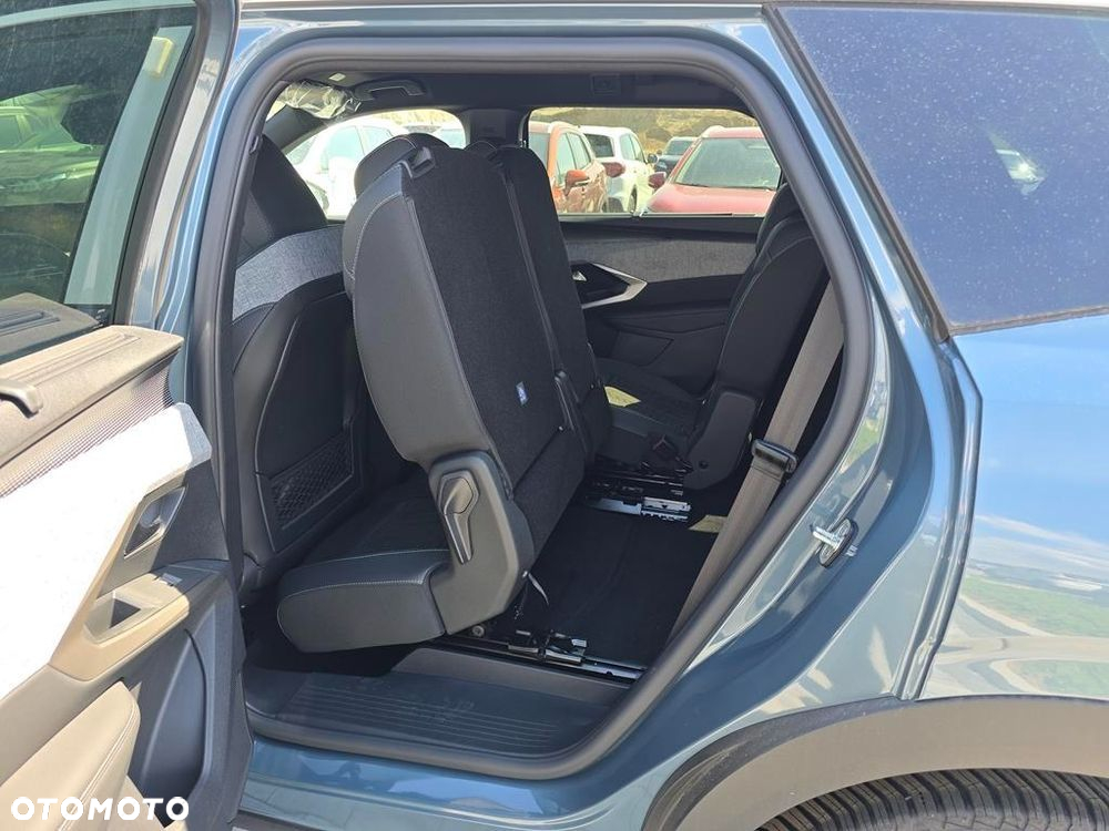 Peugeot 5008 - 10