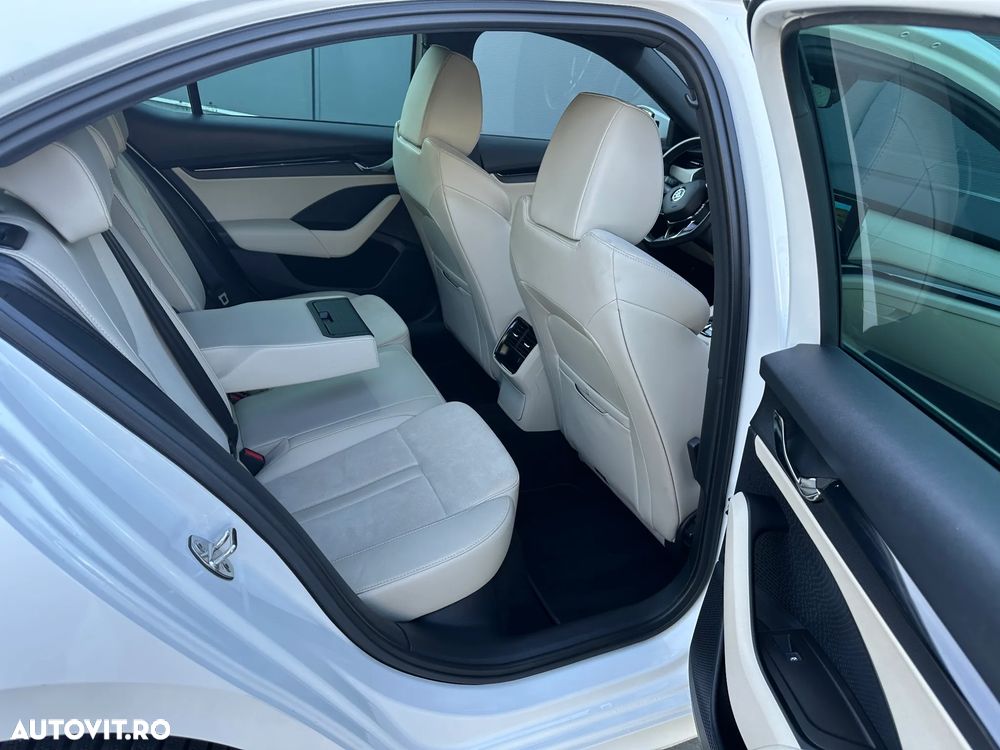 Skoda Octavia 1.0 TSI DSG Mild Hybrid Ambition - 15