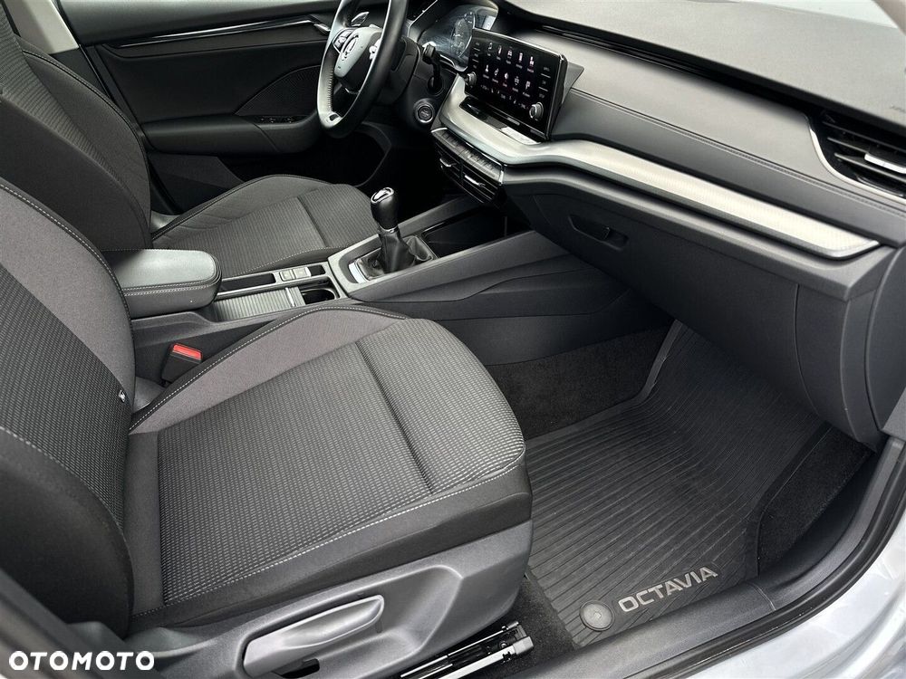 Skoda Octavia 1.5 TSI ACT Ambition - 9
