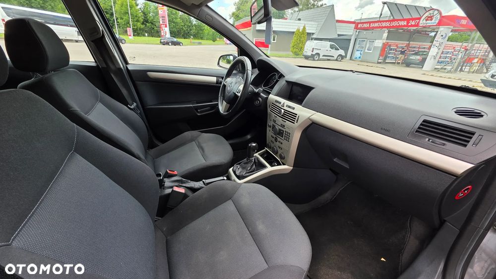 Opel Astra 1.9 CDTI - 6