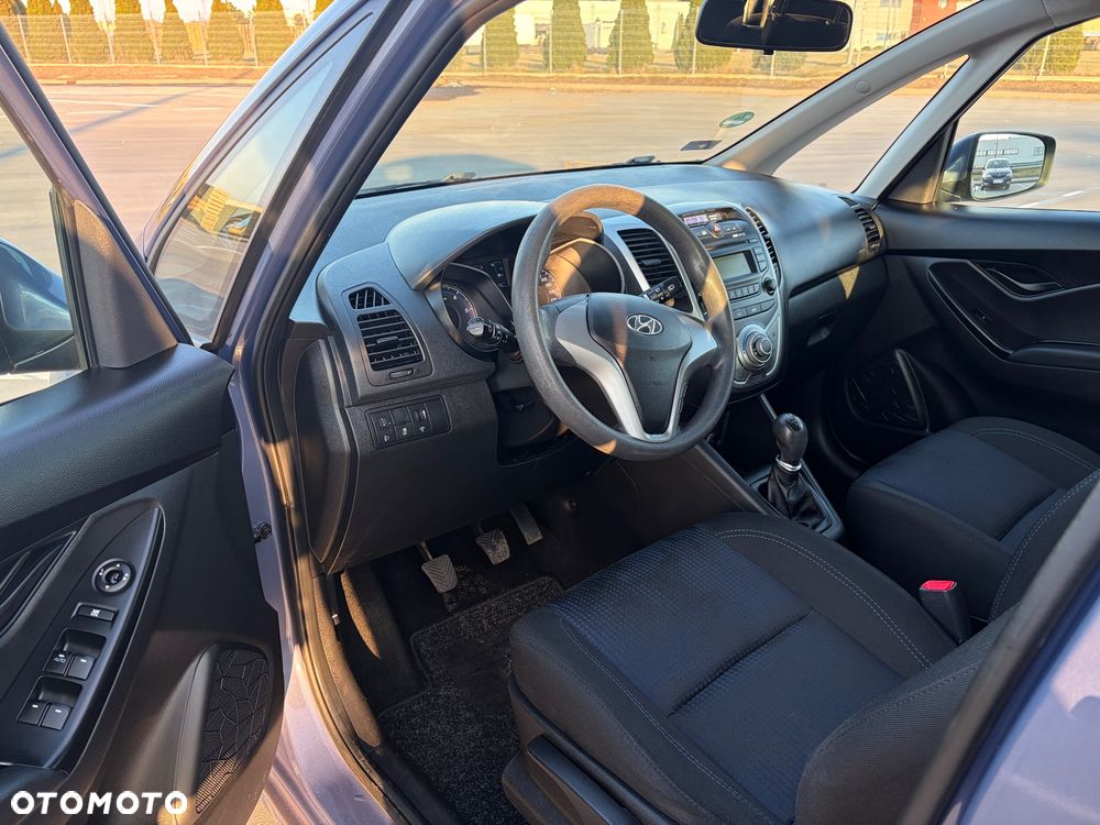 Hyundai ix20 1.6 CRDi Fifa World Cup Edition - 6