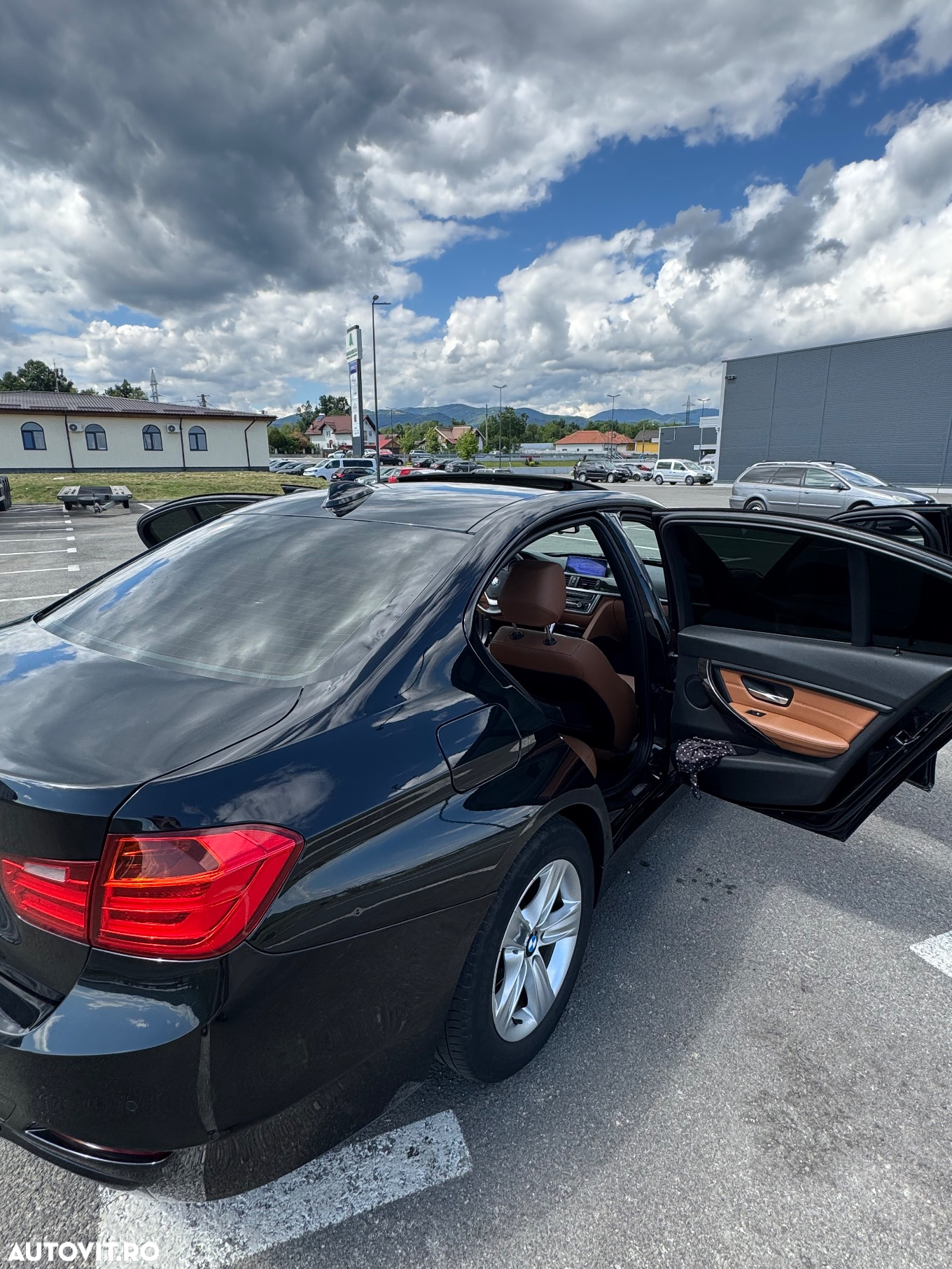 BMW Seria 3 320d Aut. Luxury Line - 10