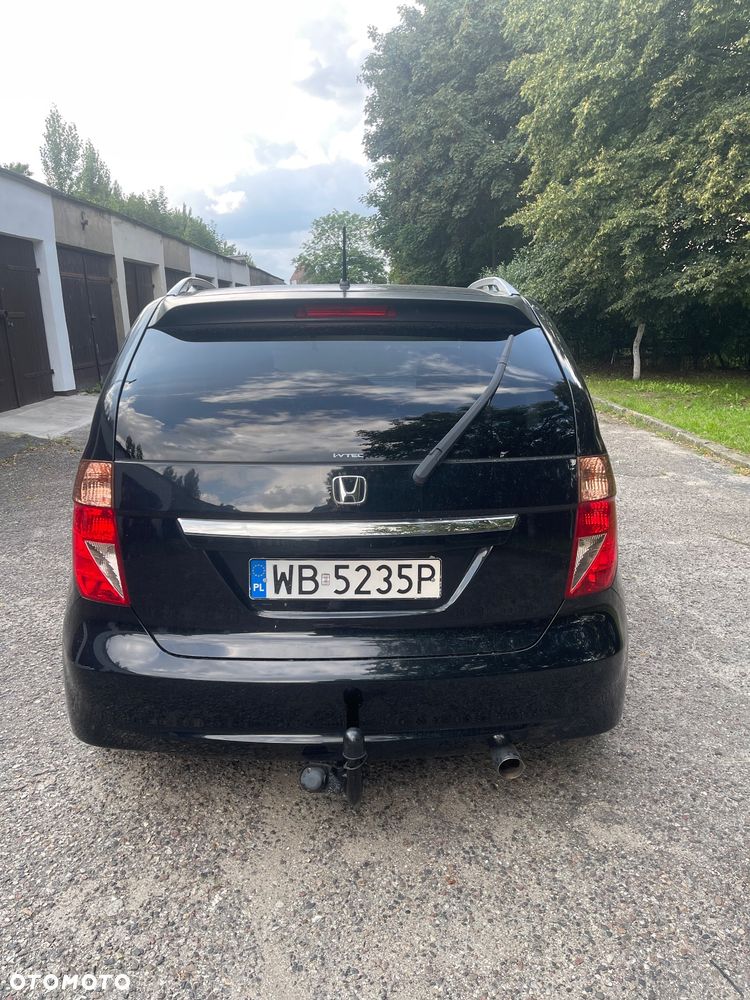 Honda FR-V - 5