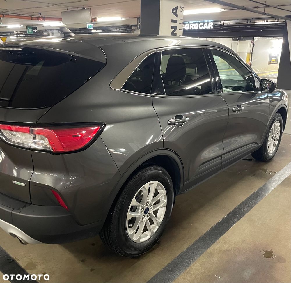 Ford Kuga - 5