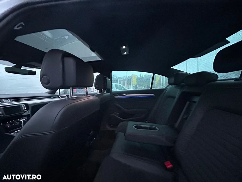 Volkswagen Passat - 14