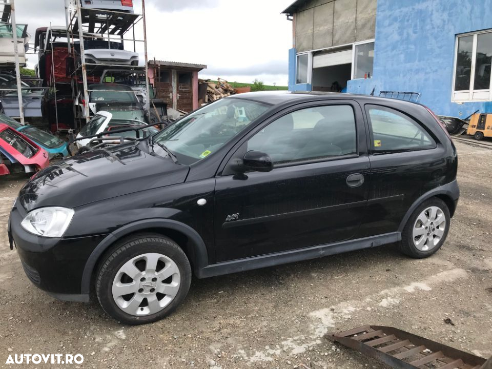 Dezmembrez piese OPEL CORSA C - 2