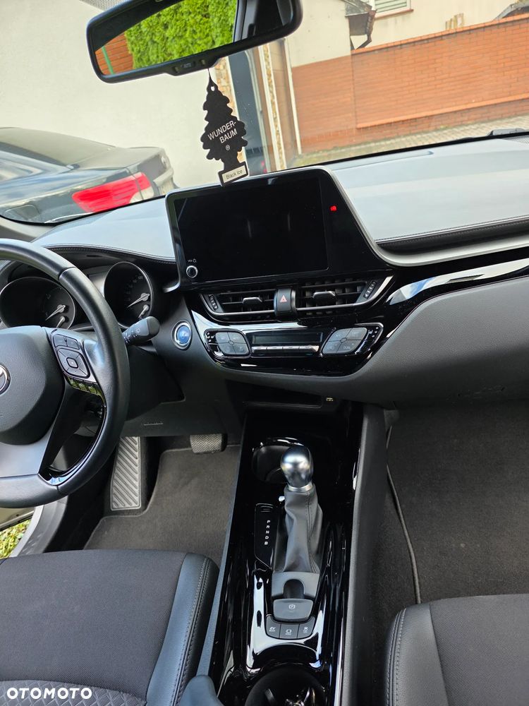 Toyota C-HR 1.8 Hybrid Dynamic - 10