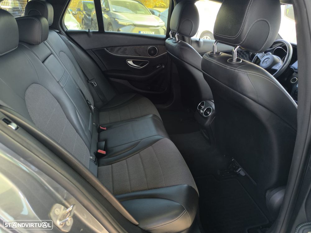 Mercedes-Benz C 220 - 14