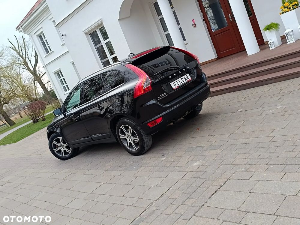 Volvo XC 60 D4 Geartronic Momentum - 39