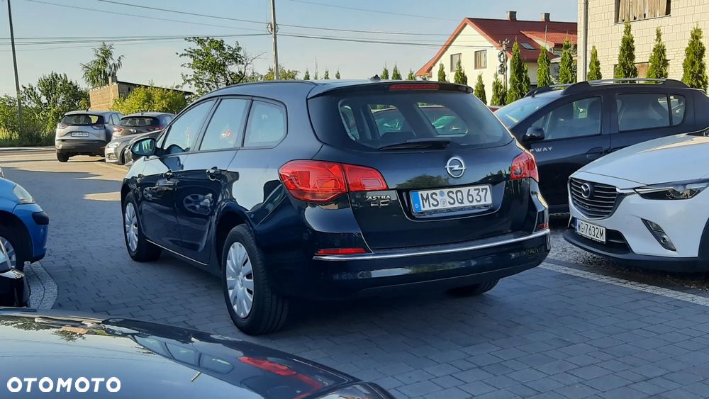 Opel Astra 1.6 Fun - 5