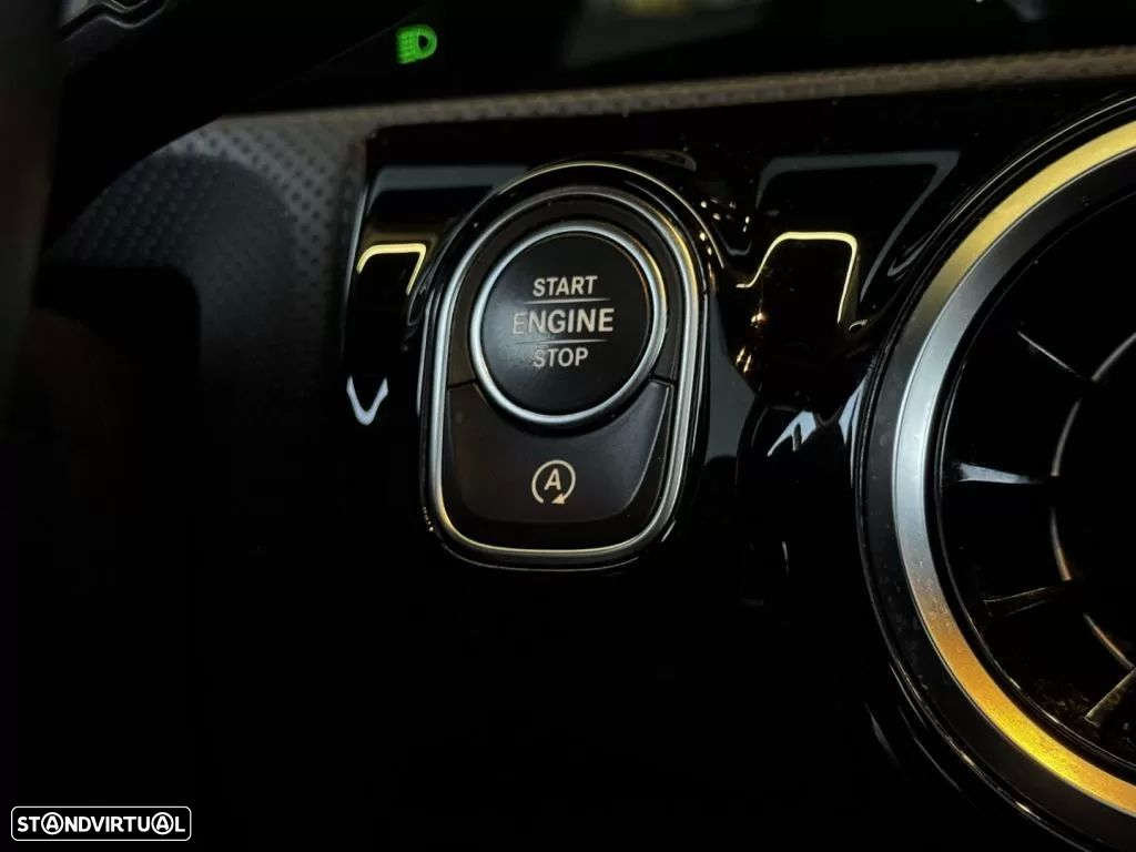 Mercedes-Benz CLA 200 - 31