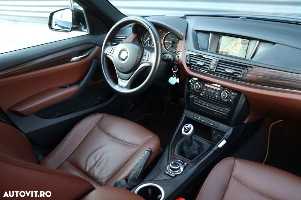 BMW X1 sDrive18d xLine - 15