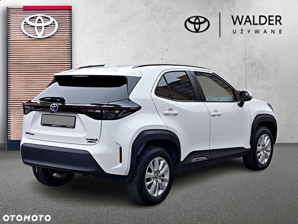 Toyota Yaris Cross Hybrid 1.5 Comfort 4x4 - 6