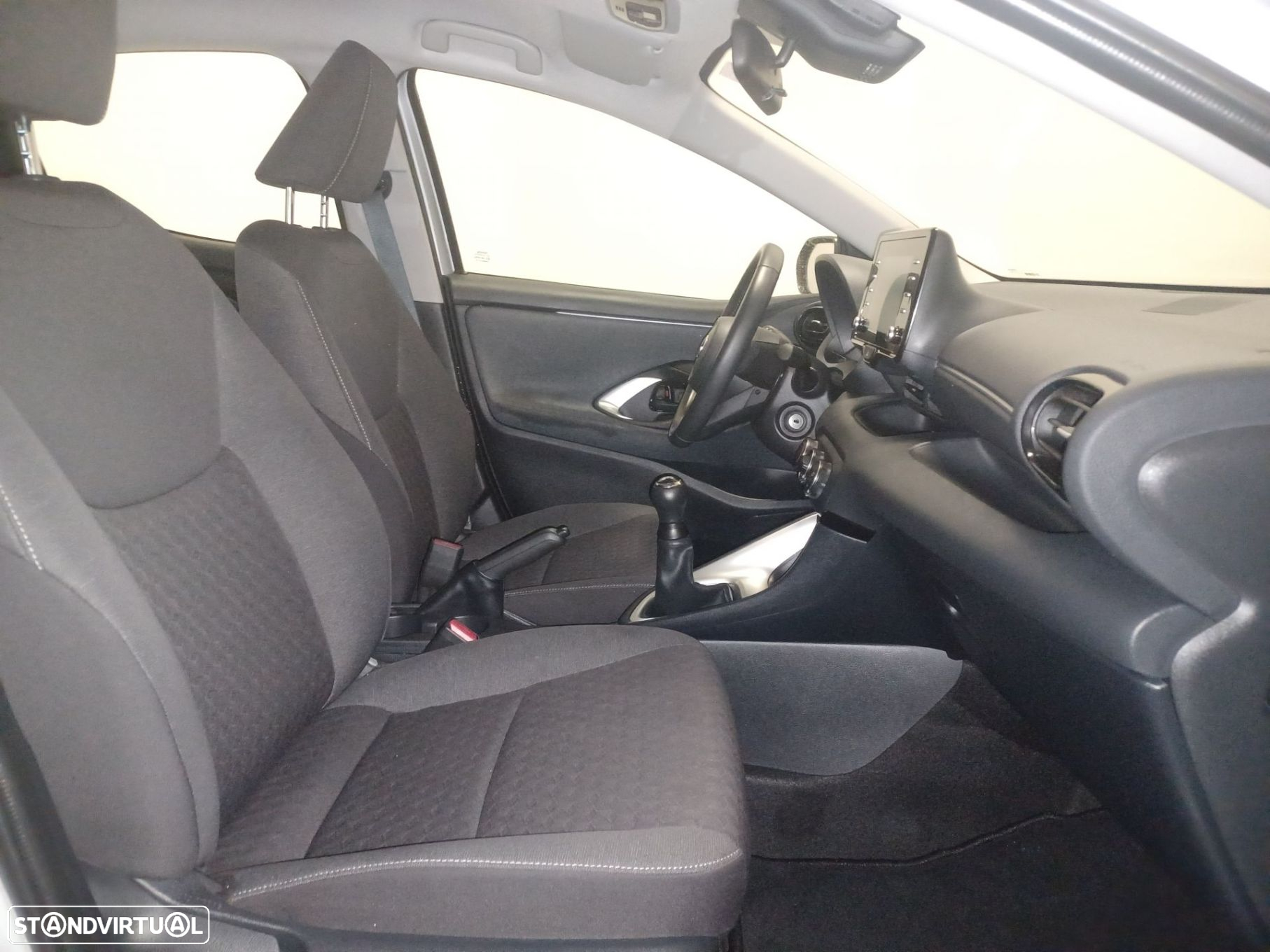 Toyota Yaris 1.0 VVT-i Comfort Plus - 6