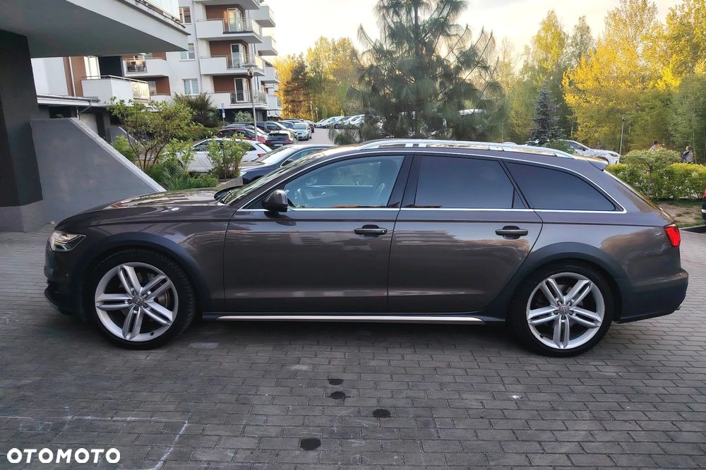 Audi A6 Allroad - 16