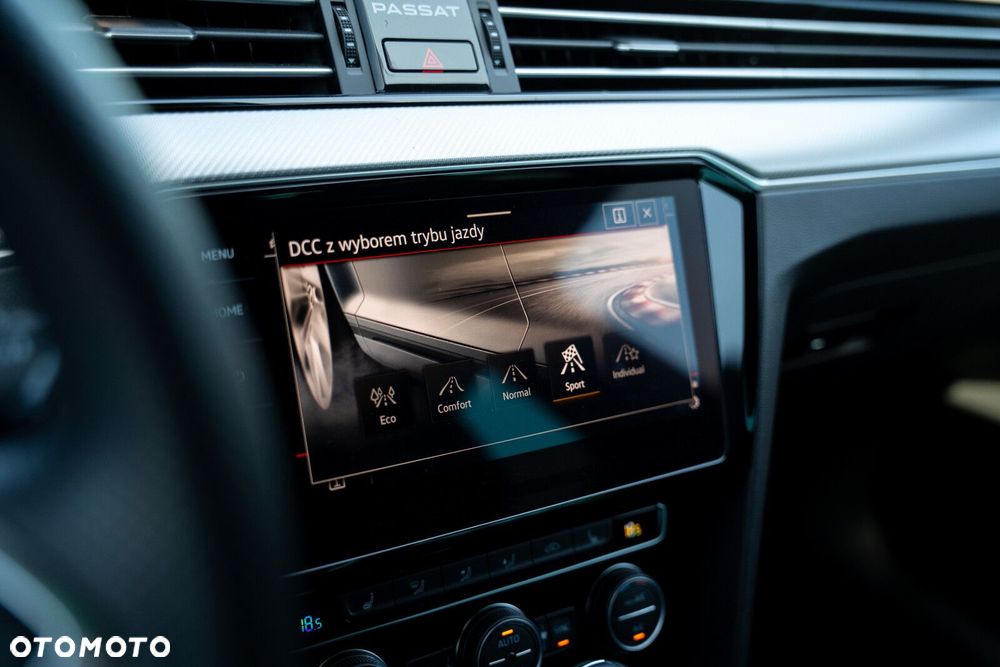 Volkswagen Passat 2.0 TSI 4Mot R-Line Edition DSG - 18