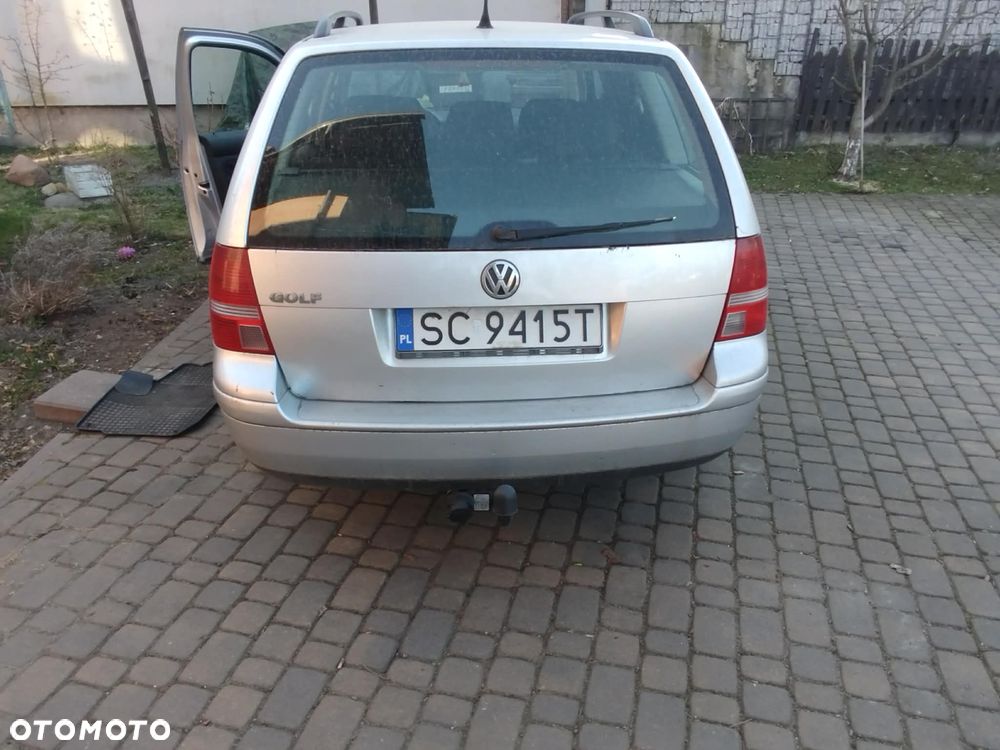 Volkswagen Golf - 2