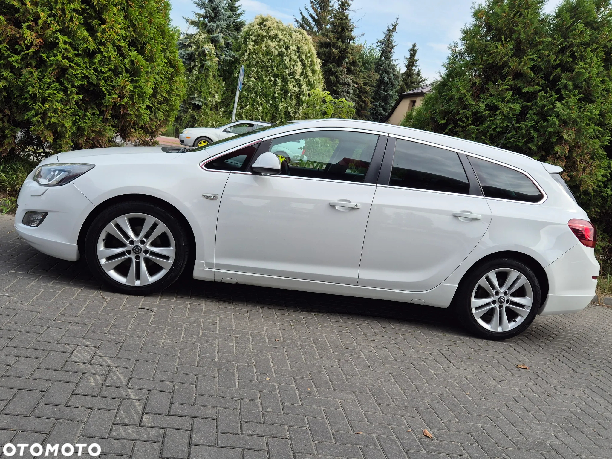 Opel Astra 1.6 Turbo Caravan Cosmo - 5