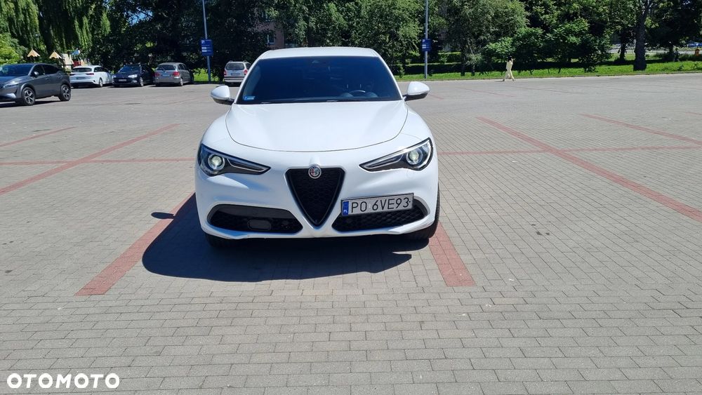 Alfa Romeo Stelvio 2.0 Turbo Veloce Q4 - 1