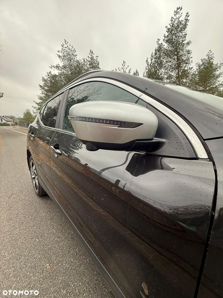 Nissan Qashqai 1.2 DIG-T Xtronic TEKNA+ - 33