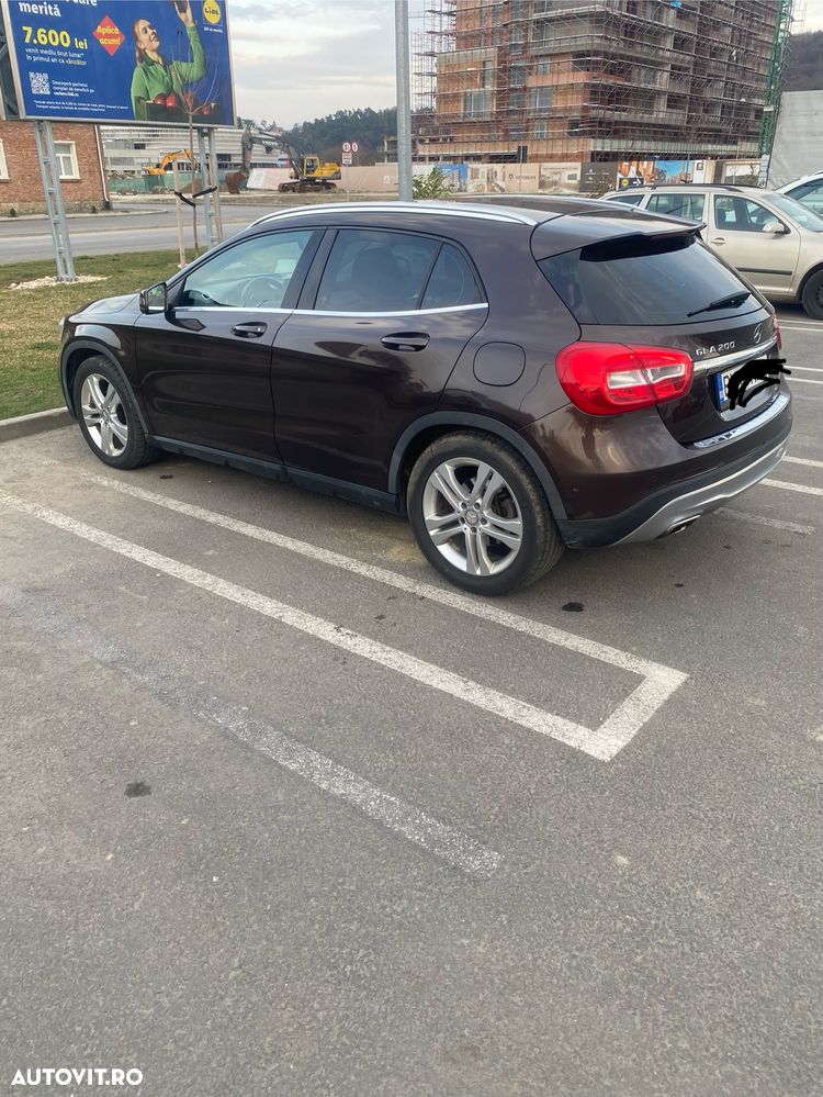 Mercedes-Benz GLA 200 (CDI) d - 11