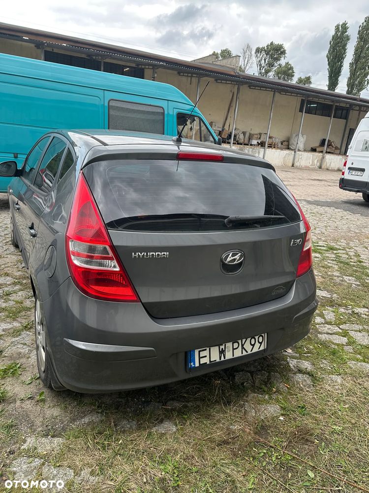 Hyundai i30 1.4 Classic - 10