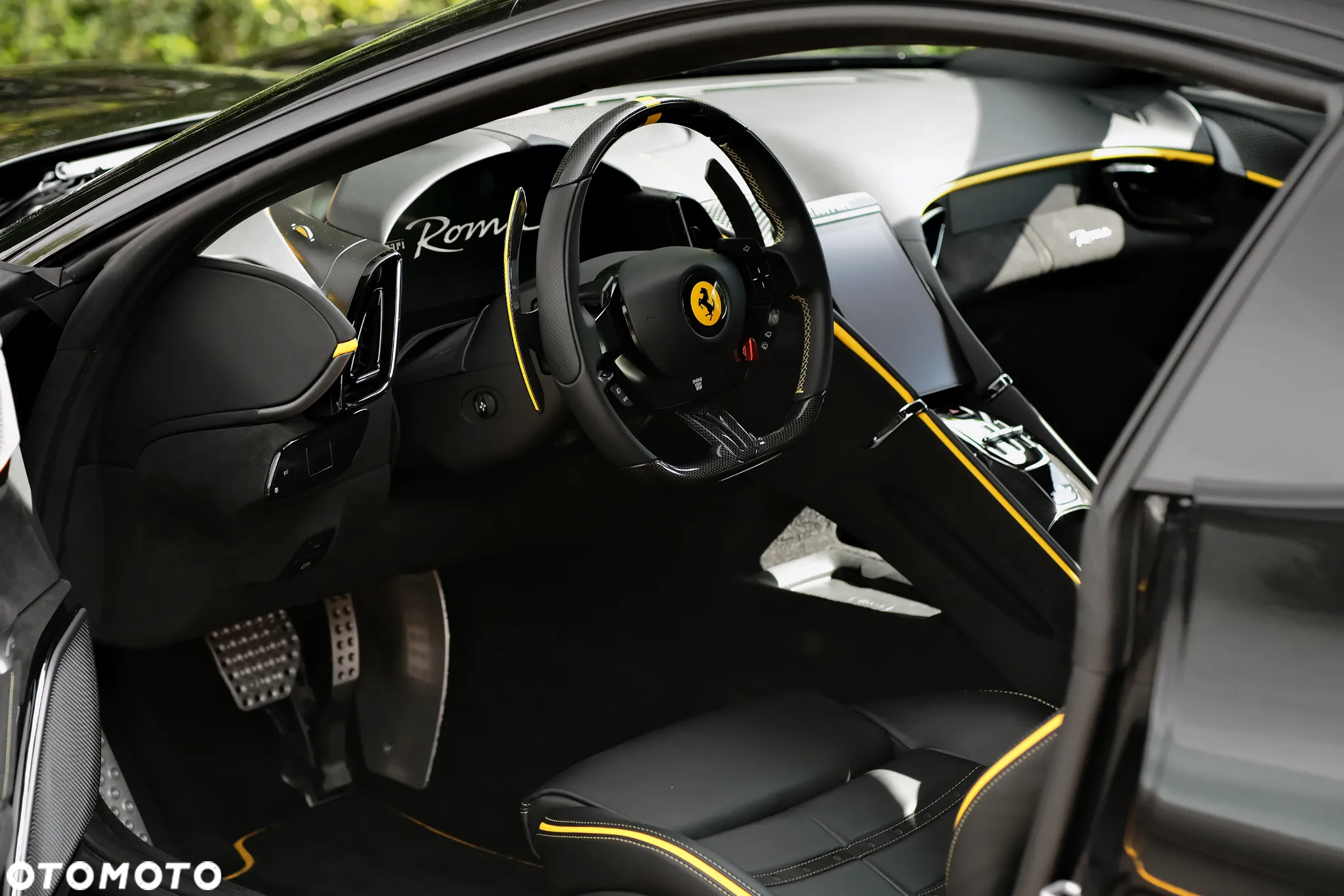 Ferrari Roma - 21