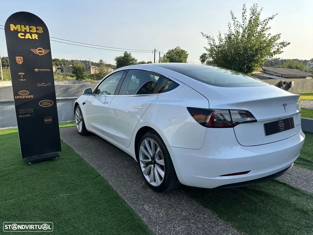 Tesla Model 3 Long-Range Dual Motor AWD - 11