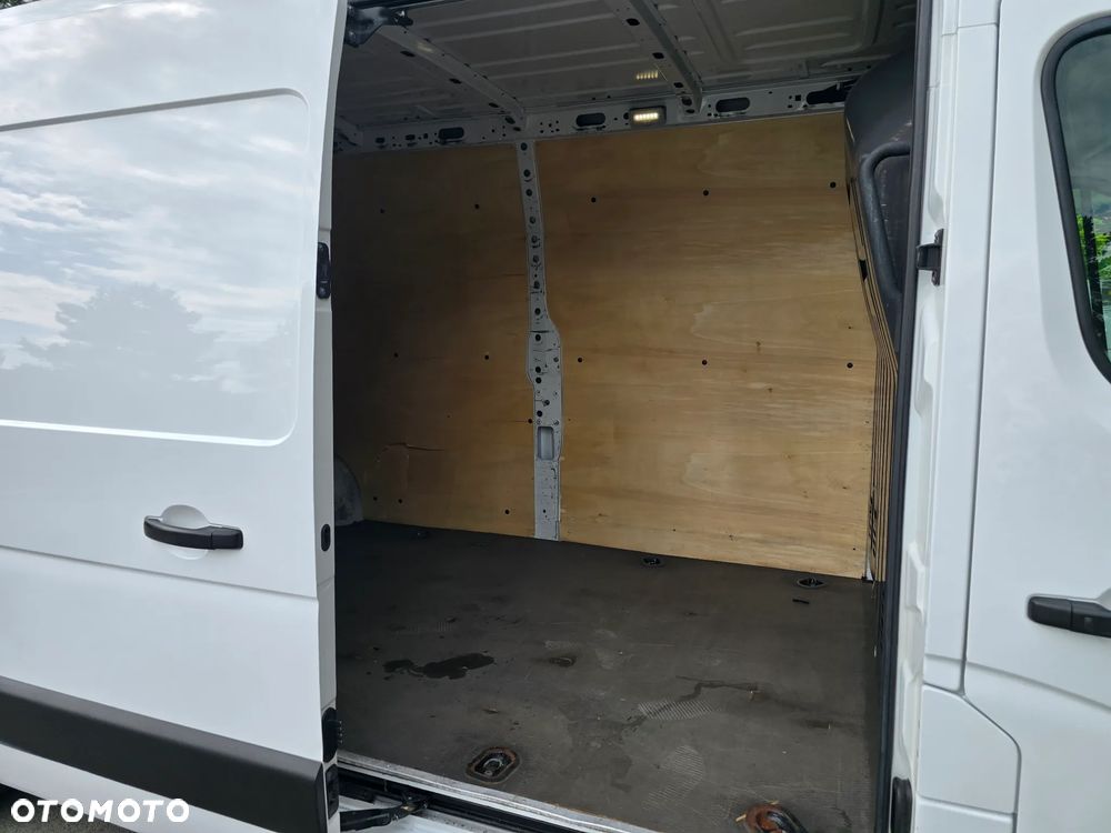 Renault Master - 15