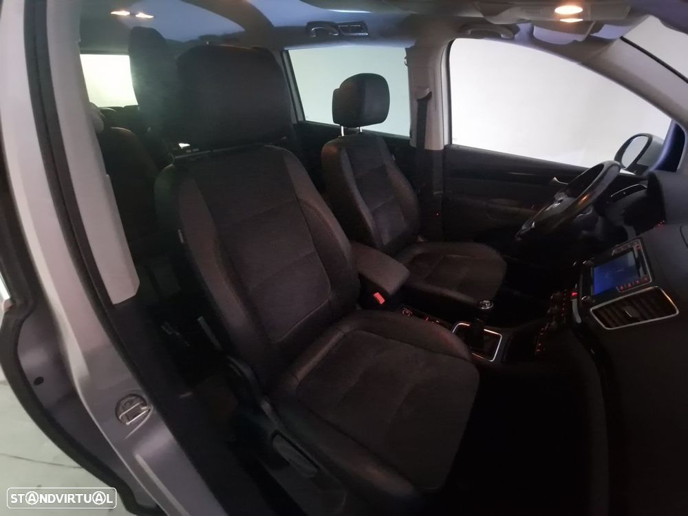 VW Sharan 2.0 TDI Blue Highline - 17