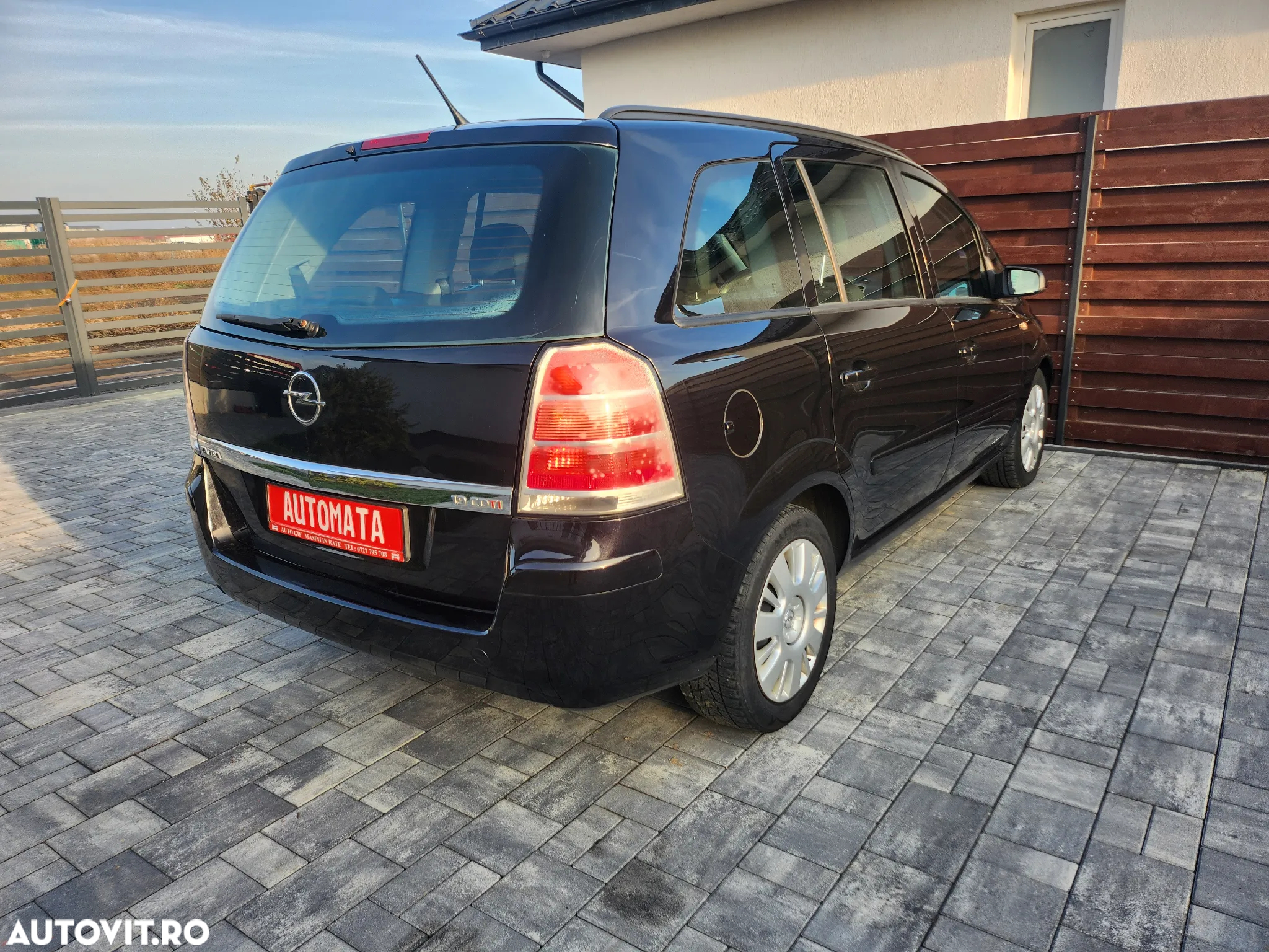 Opel Zafira 1.9 CDTI Automatik Edition - 3