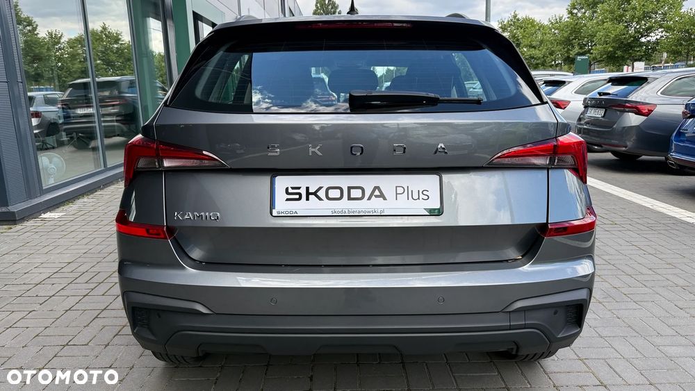 Skoda Kamiq 1.0 TSI Essence - 8