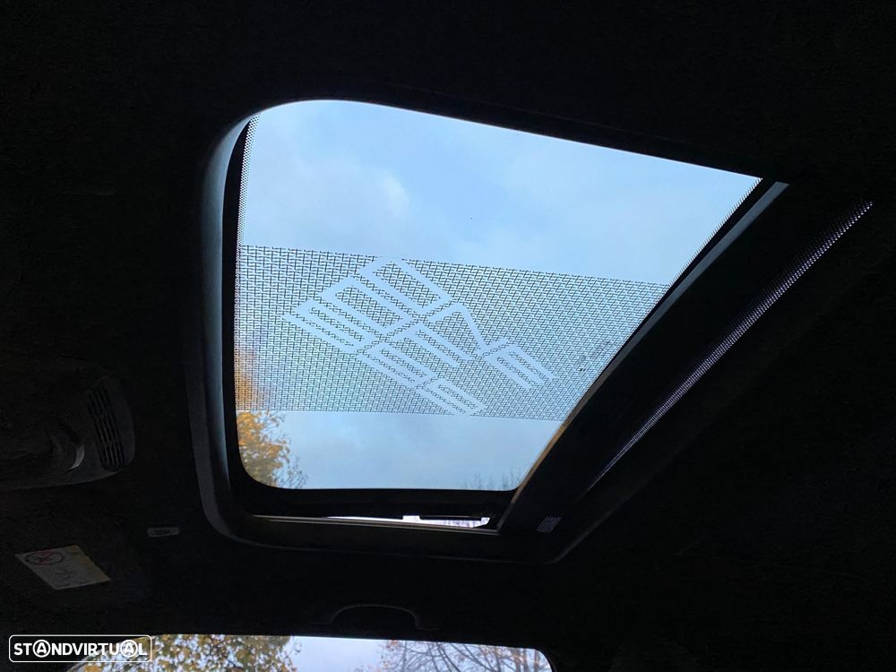 MINI 3 Portas John Cooper Works - 22