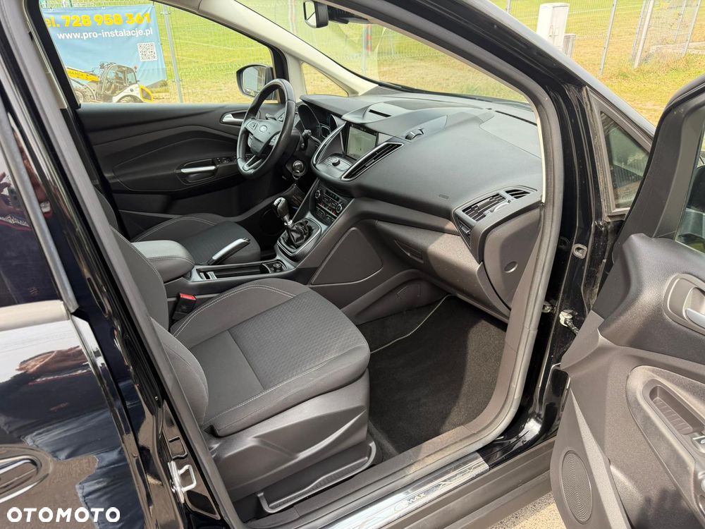 Ford Grand C-MAX - 15