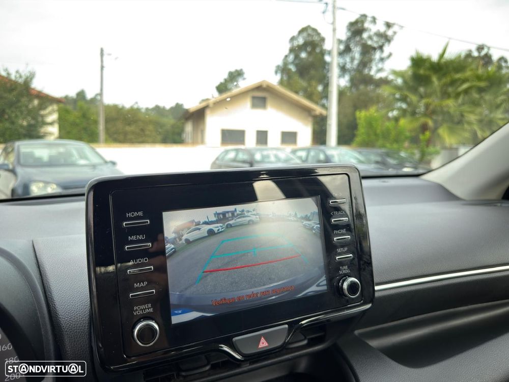 Toyota Yaris 1.5 HDF Comfort Plus - 32