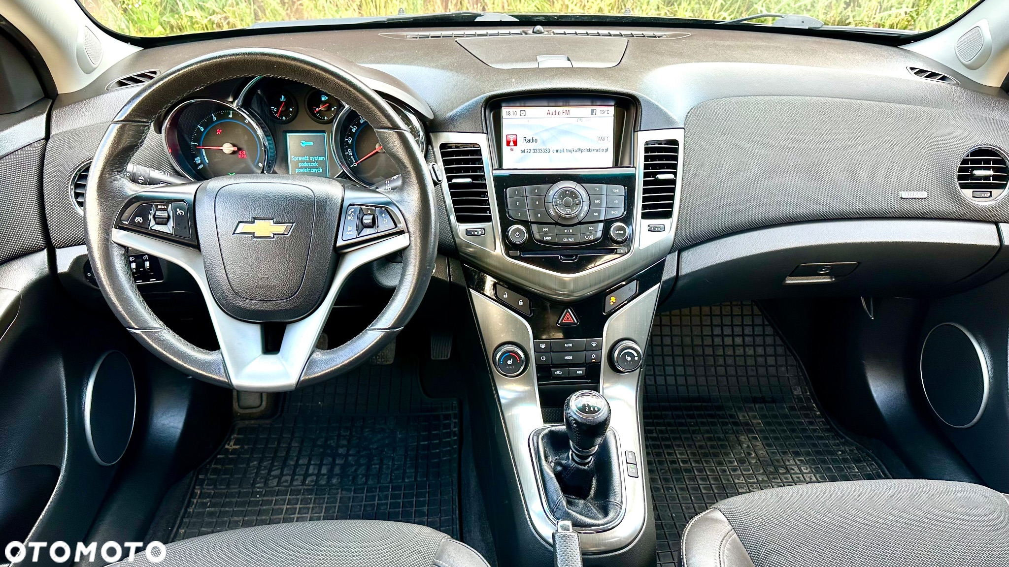 Chevrolet Cruze 1.4 T LTZ - 23