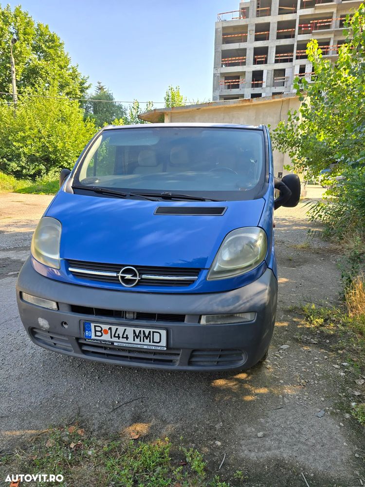Opel Vivaro - 1
