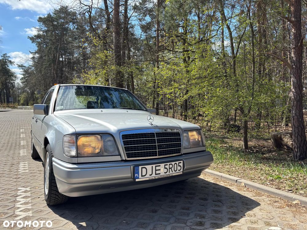 Mercedes-Benz Klasa E - 15