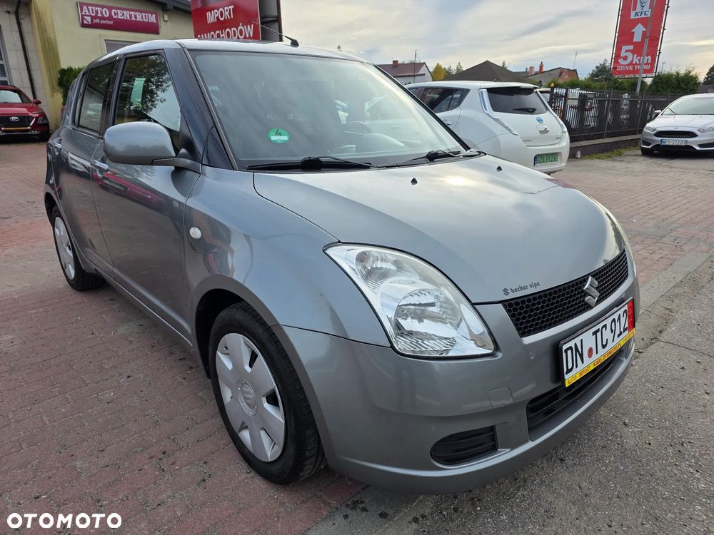 Suzuki Swift - 3