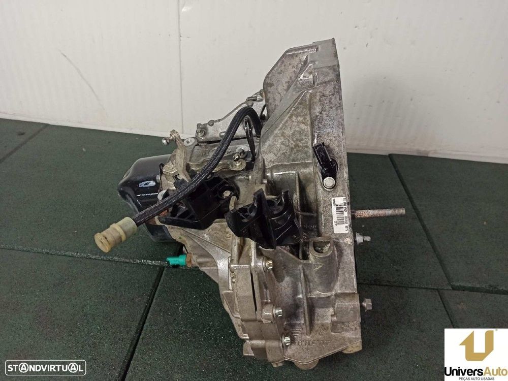 CAIXA DE VELOCIDADES RENAULT CLIO III CONFORT DYNAMIQUE - 6